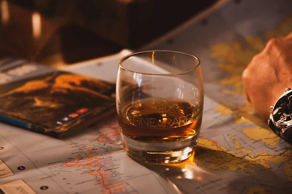 gifts for scotch lovers